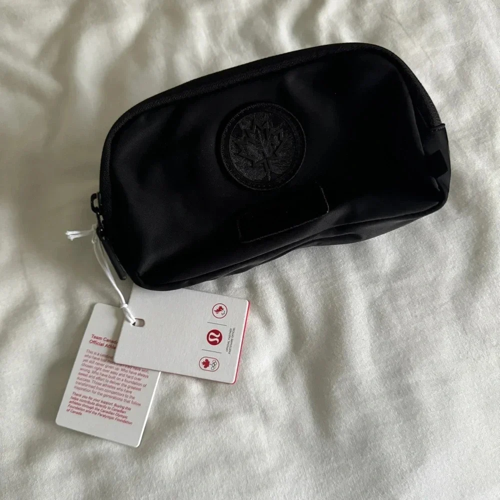 🆕🇨🇦 Lululemon Team Canada Future Legacy Mini Belt Bag Black